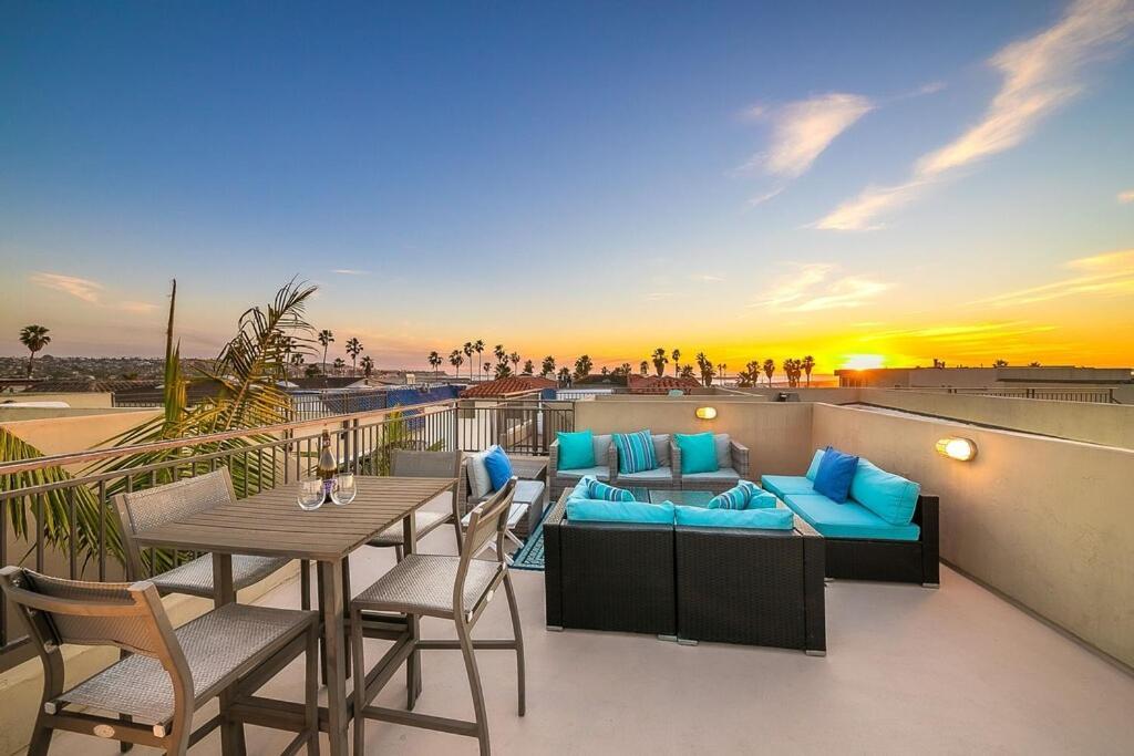 Stunning South Mission Home With Private Rooftop & Ocean Views! Сан Диего Екстериор снимка