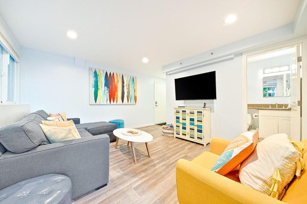 Stunning South Mission Home With Private Rooftop & Ocean Views! Сан Диего Екстериор снимка